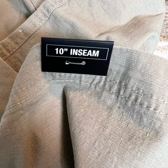 WeatherProof Shorts NWT Men’s Size 40W Multifunctional Ripstop Utility Khaki - Picture 5 of 8